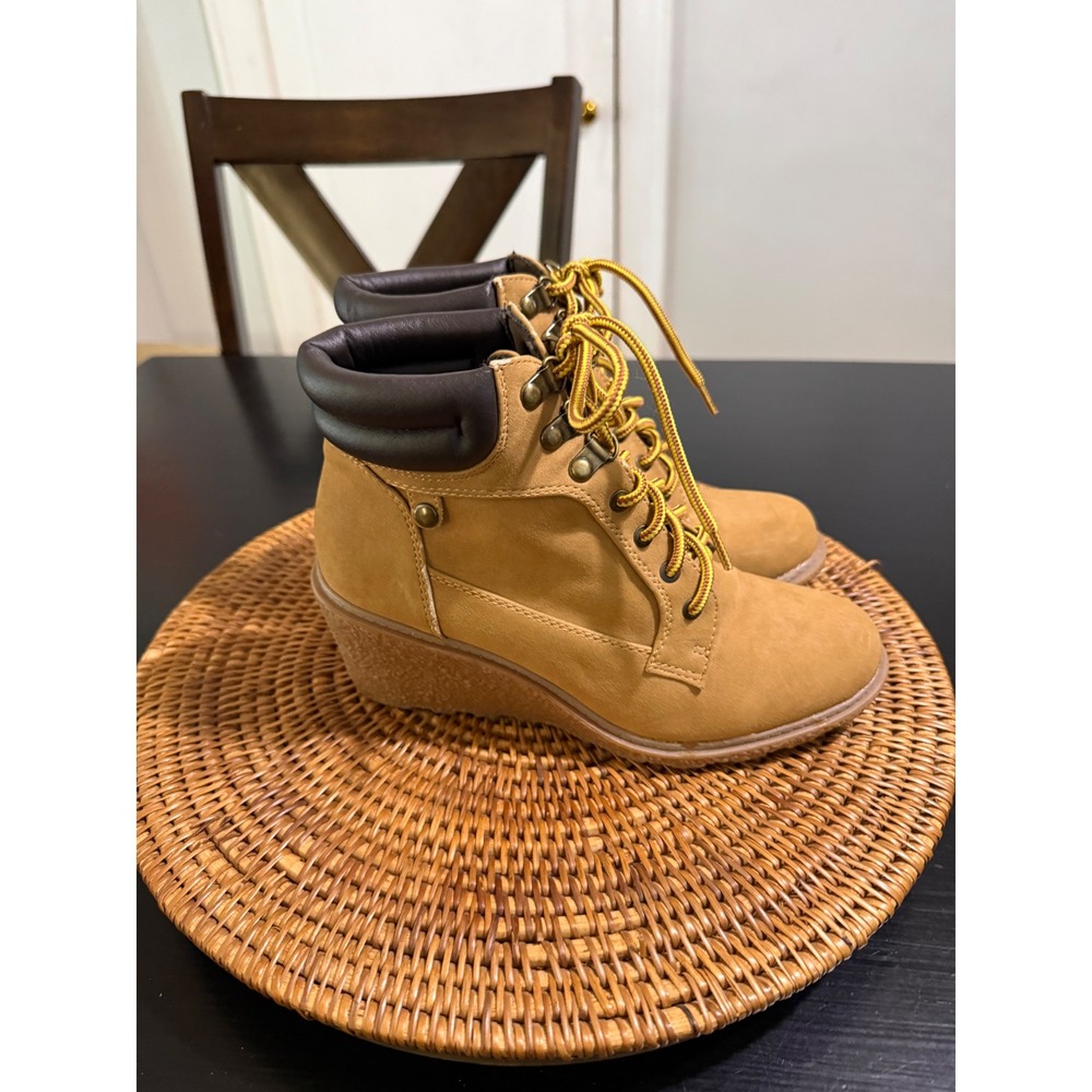 Unionbay Tan Faux Suede Lace Up Wedge Ankle Boots Brown Padded Collar Womens